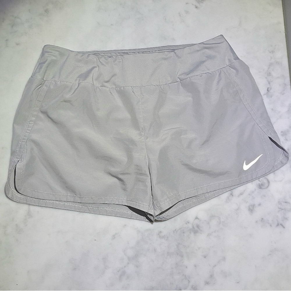 Nike Women's Running Shorts Color Particle Grey | WOMEN'S L